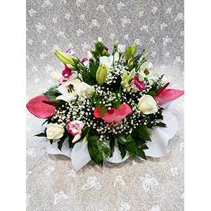 Featured image for “Centrotavola lilium”