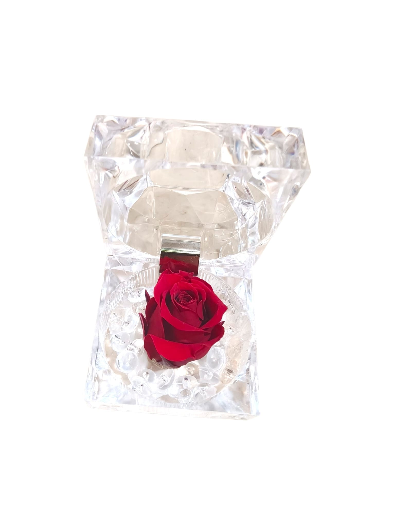 Featured image for “Rosa stabilizzata in scatolina a diamante”
